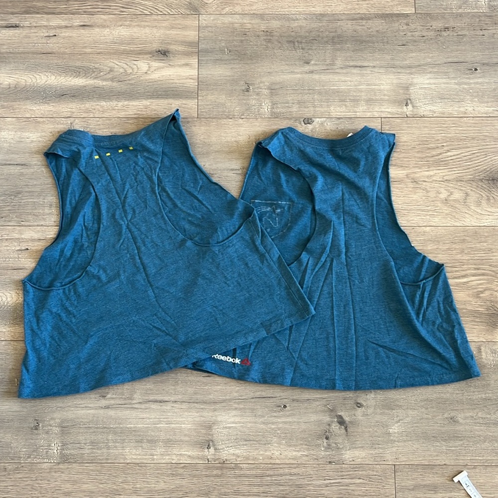 Cropped Tank Top Bundle - Picture 2 of 2